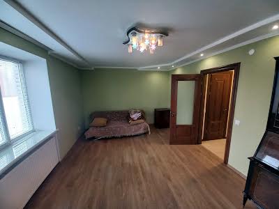 квартира за адресою Карпенка вул., 36б