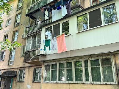 квартира за адресою Одеса, Генерала Петрова вул., 57