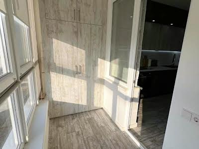 квартира за адресою Одеса, Перлинна вул., 11/1