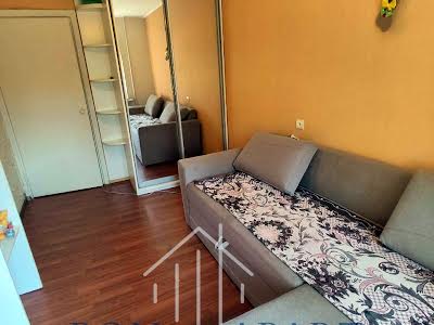 квартира за адресою Шолом-Алейхема вул., 6