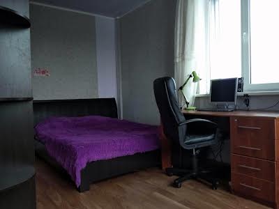 квартира за адресою Михайла Стельмаха вул., 6