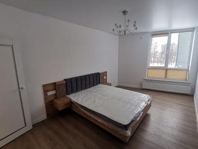 квартира за адресою Василя Сухомлинського вул., 36