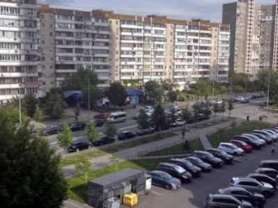 квартира за адресою Драгоманова вул., 8
