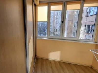 квартира за адресою Академіка Корольова вул., 63