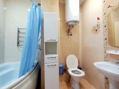 квартира за адресою Зоопаркова вул., 10