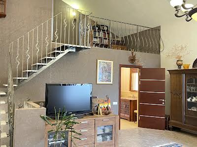 будинок за адресою Любомира Гузара вул., 104