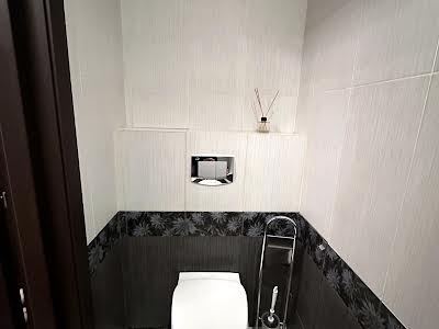 квартира за адресою Драгоманова вул., 31-Б