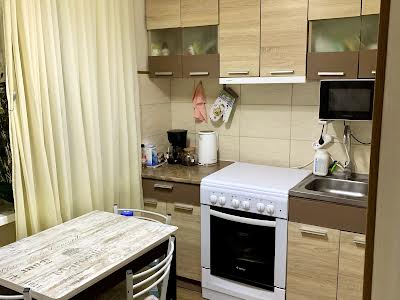 квартира по адресу Победы просп., 72б
