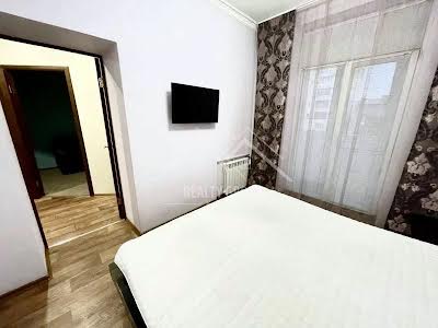 квартира по адресу Проспект Університетський, 37