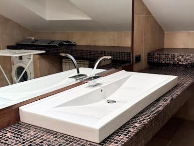 квартира за адресою Панаса Мирного вул., 4