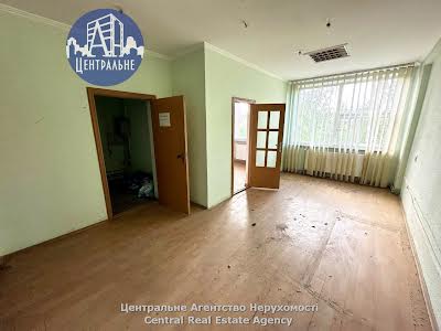 коммерческая по адресу Черновцы, Ярослава Мудрого ул. (Моріса Тореза), 64б
