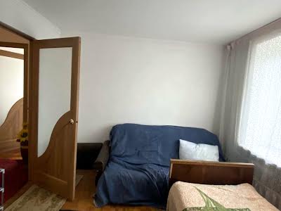 квартира за адресою Джерельна, 40