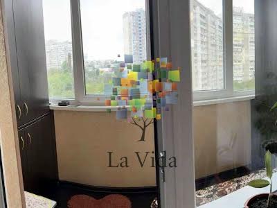 квартира по адресу Натальи Ужвий ул., 5