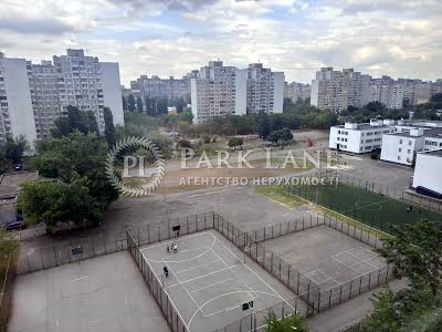 квартира за адресою Ревуцького вул., 11а