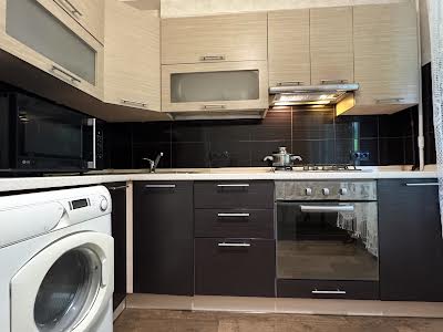 квартира по адресу Світлицького ул., 30/20б