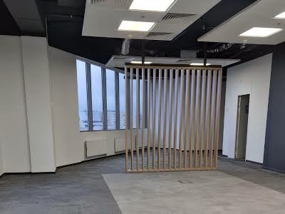 коммерческая по адресу Князей Острожских ул. (Московська), 32