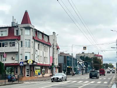 квартира за адресою Бандери Степана просп., 72