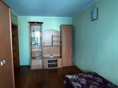 квартира за адресою Срібнокільська вул., 20