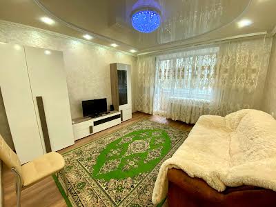 квартира за адресою Зарічанська вул., 38