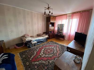 квартира за адресою Миколи Закревського вул., 33