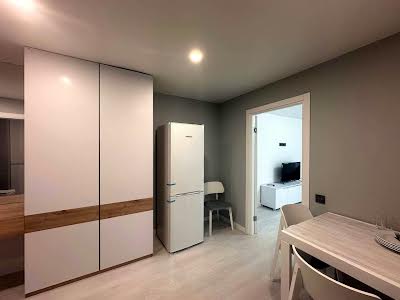 квартира за адресою Степана Бандери вул., 79