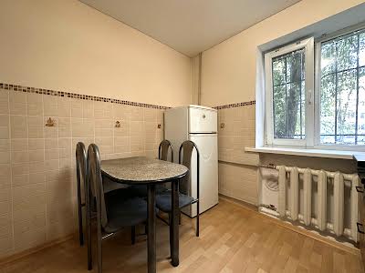 квартира за адресою Пилипа Орлика просп., 2