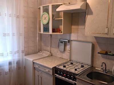 квартира за адресою Олени Теліги вул., 37