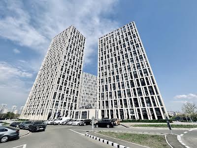 квартира за адресою Зарічна вул., 4к1