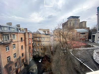 квартира за адресою Архітектора Городецького вул., 17/1