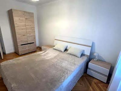 квартира за адресою Коперника вул., 16б