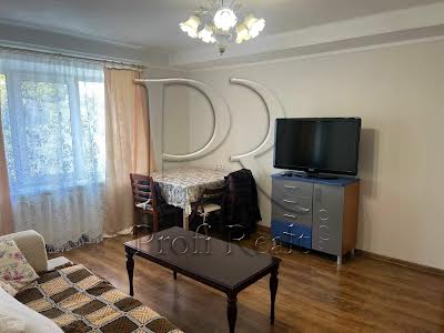 квартира за адресою Ентузіастів вул., 3