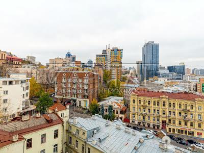 квартира по адресу Круглоуниверситетская ул., 3-5