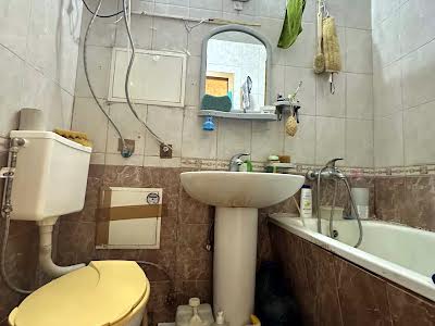 квартира за адресою Академіка Корольова вул., 31а