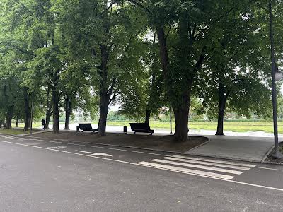 квартира за адресою набережна Незалежності вул., 21