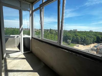 квартира за адресою Конякіна вул., 3а