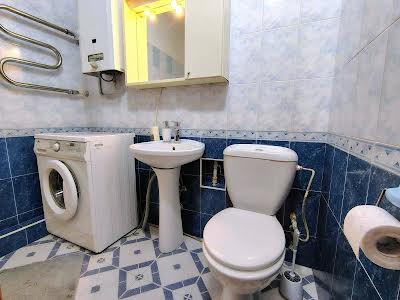 квартира по адресу Леси Украинки бульв., 13