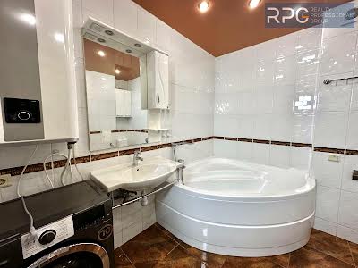 квартира за адресою Старонаводницька вул., 4-В