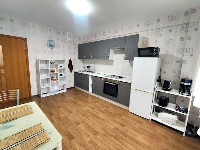 квартира за адресою Михайла Максимовича вул. (Онуфрія Трутенка), 9