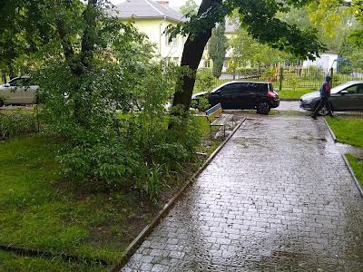 квартира за адресою Гната Хоткевича вул., 52/1