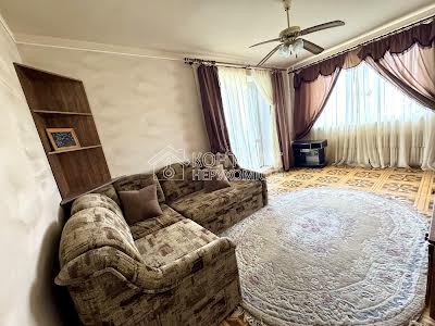 квартира за адресою Перемоги просп., 65б