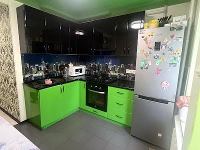 квартира за адресою Маяковського, 8