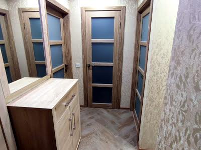 квартира за адресою Каденюка вул., 10