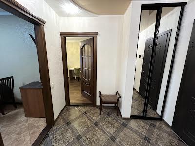 квартира за адресою Сонячний мікрорайон, 49