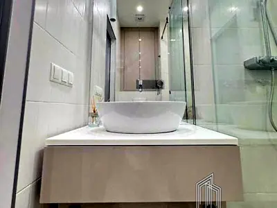 квартира за адресою Салютна вул., 2