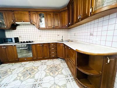 квартира за адресою Вербицького вул., 5