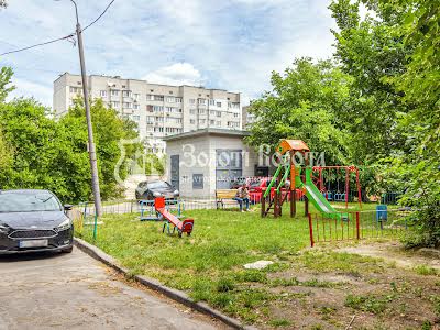 квартира по адресу Петропавловская ул., 13/8