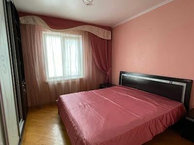 квартира по адресу Николая Ушакова ул., 16