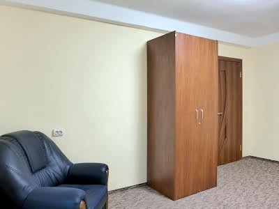 квартира за адресою Запорожця Петра вул., 5