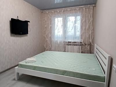квартира по адресу Лазурная ул., 18а