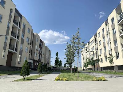 квартира за адресою Михайла Дерегуса вул. (Янтарна), 42